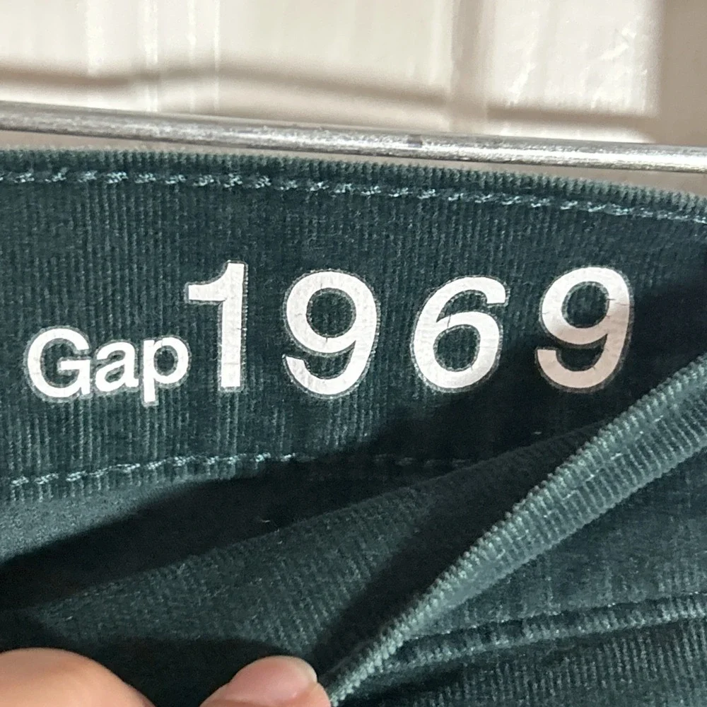 VTG Gap 1969 Womens 26R  Corduroy  Green Legging Jean Skinny Pants